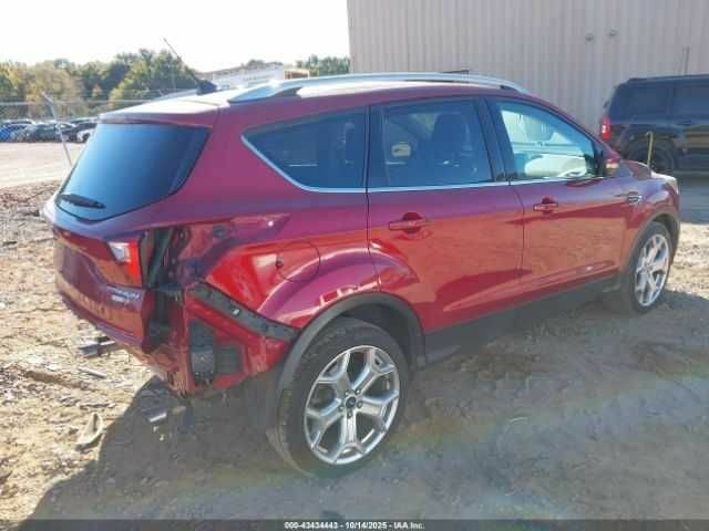 Красный Форд Эскейп, объемом двигателя 2 л и пробегом 52 тыс. км за 3000 $, фото 3 на Automoto.ua