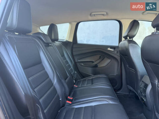 Червоний Форд Ескейп, об'ємом двигуна 2 л та пробігом 76 тис. км за 13600 $, фото 52 на Automoto.ua