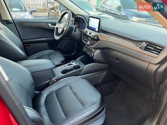 Красный Форд Эскейп, объемом двигателя 2.5 л и пробегом 66 тыс. км за 22200 $, фото 18 на Automoto.ua