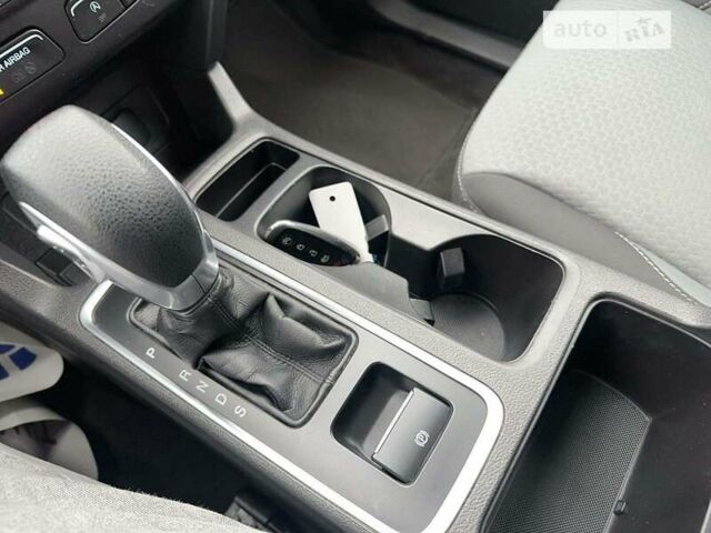 Красный Форд Эскейп, объемом двигателя 1.5 л и пробегом 88 тыс. км за 2950 $, фото 13 на Automoto.ua