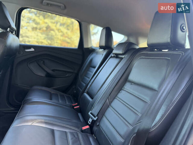 Червоний Форд Ескейп, об'ємом двигуна 2 л та пробігом 76 тис. км за 13600 $, фото 56 на Automoto.ua