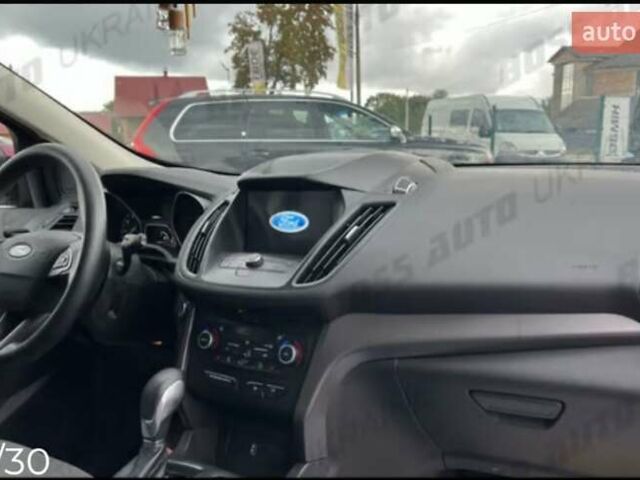 Красный Форд Эскейп, объемом двигателя 1.5 л и пробегом 83 тыс. км за 15100 $, фото 12 на Automoto.ua