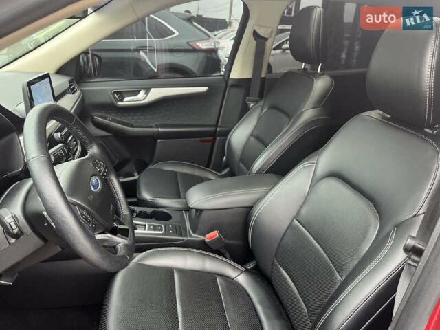 Червоний Форд Ескейп, об'ємом двигуна 2 л та пробігом 63 тис. км за 17400 $, фото 9 на Automoto.ua