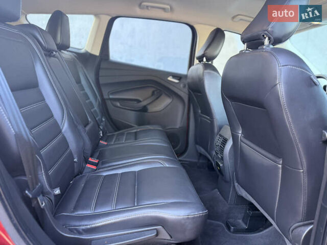 Червоний Форд Ескейп, об'ємом двигуна 2 л та пробігом 76 тис. км за 13600 $, фото 51 на Automoto.ua