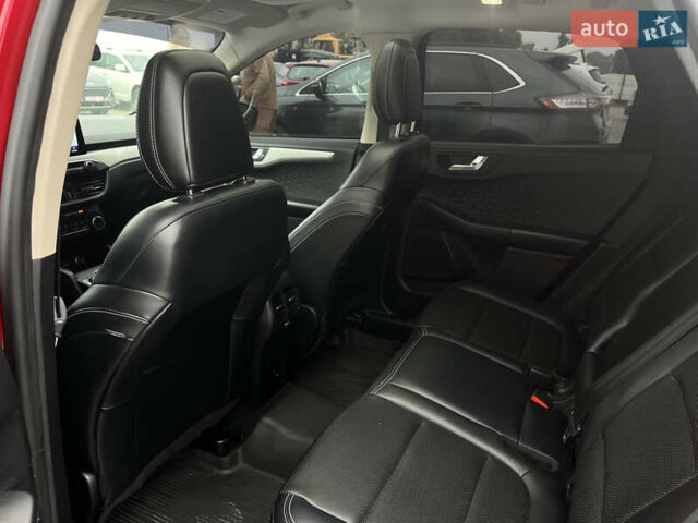 Червоний Форд Ескейп, об'ємом двигуна 2 л та пробігом 63 тис. км за 17400 $, фото 20 на Automoto.ua