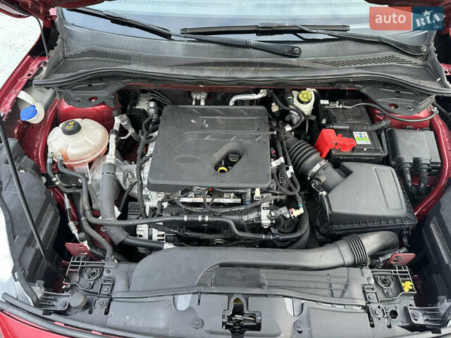 Красный Форд Эскейп, объемом двигателя 1.5 л и пробегом 110 тыс. км за 17000 $, фото 10 на Automoto.ua