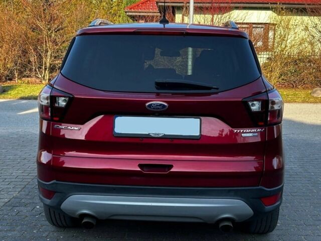 Красный Форд Эскейп, объемом двигателя 2 л и пробегом 108 тыс. км за 8900 $, фото 6 на Automoto.ua