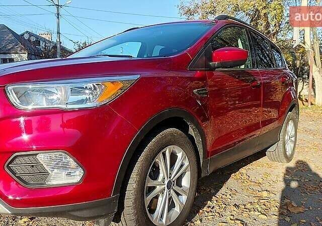 Красный Форд Эскейп, объемом двигателя 2 л и пробегом 140 тыс. км за 14800 $, фото 13 на Automoto.ua
