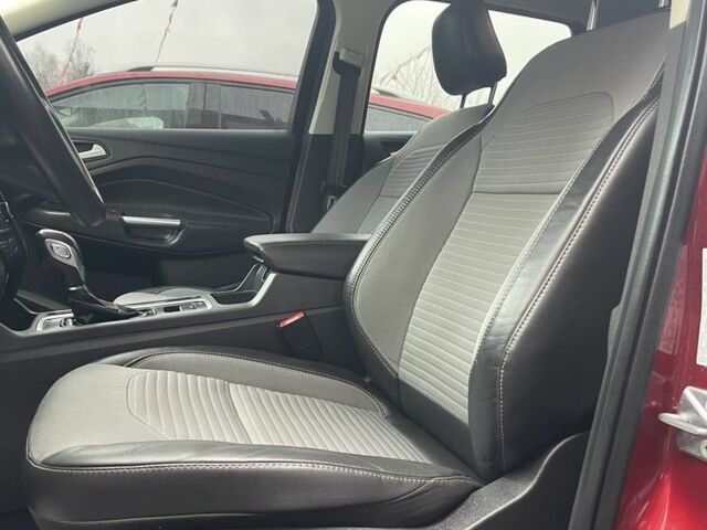 Червоний Форд Ескейп, об'ємом двигуна 2 л та пробігом 80 тис. км за 14200 $, фото 6 на Automoto.ua