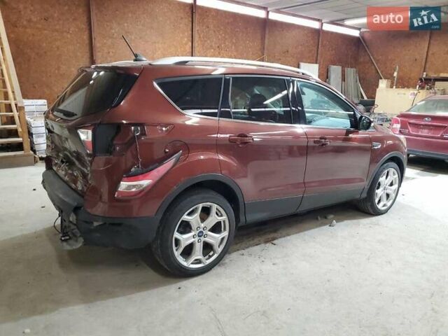 Красный Форд Эскейп, объемом двигателя 2 л и пробегом 38 тыс. км за 2800 $, фото 2 на Automoto.ua