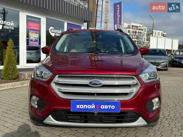 Червоний Форд Ескейп, об'ємом двигуна 1.5 л та пробігом 72 тис. км за 15900 $, фото 2 на Automoto.ua