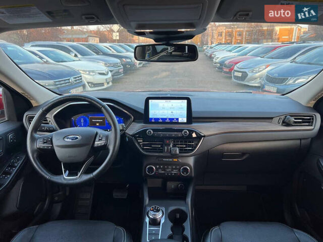 Красный Форд Эскейп, объемом двигателя 2.5 л и пробегом 66 тыс. км за 22200 $, фото 8 на Automoto.ua