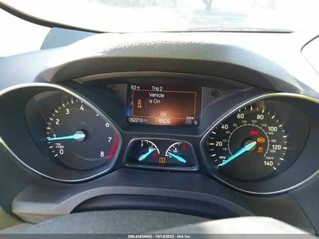 Красный Форд Эскейп, объемом двигателя 2 л и пробегом 52 тыс. км за 3000 $, фото 6 на Automoto.ua