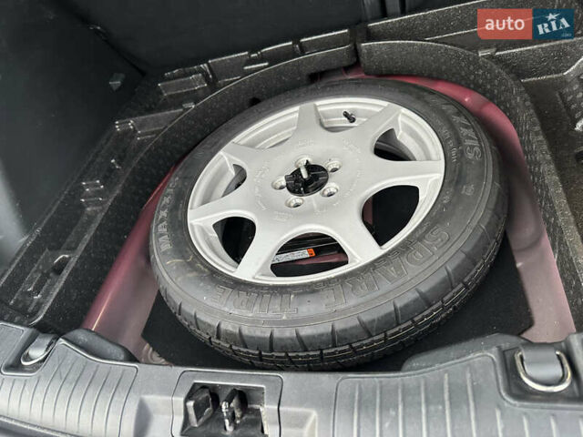 Красный Форд Эскейп, объемом двигателя 1.5 л и пробегом 110 тыс. км за 17000 $, фото 7 на Automoto.ua