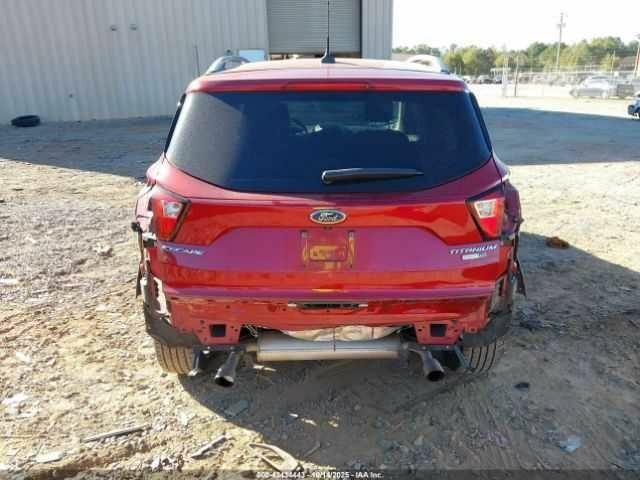 Красный Форд Эскейп, объемом двигателя 2 л и пробегом 52 тыс. км за 3000 $, фото 14 на Automoto.ua