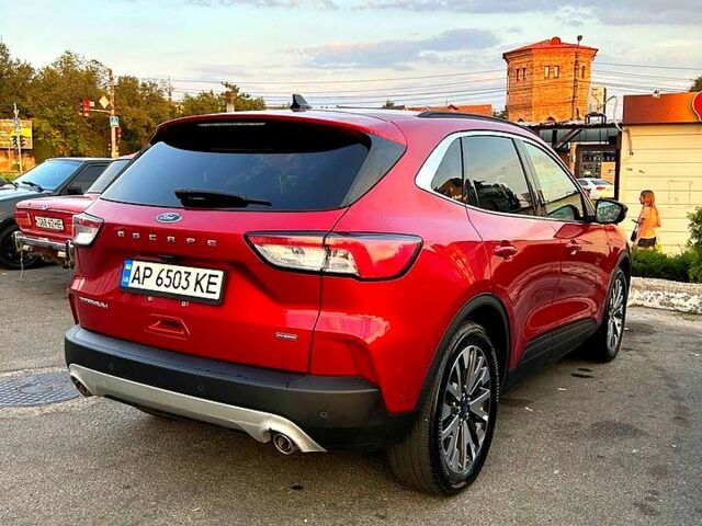 Красный Форд Эскейп, объемом двигателя 2.5 л и пробегом 17 тыс. км за 23500 $, фото 3 на Automoto.ua
