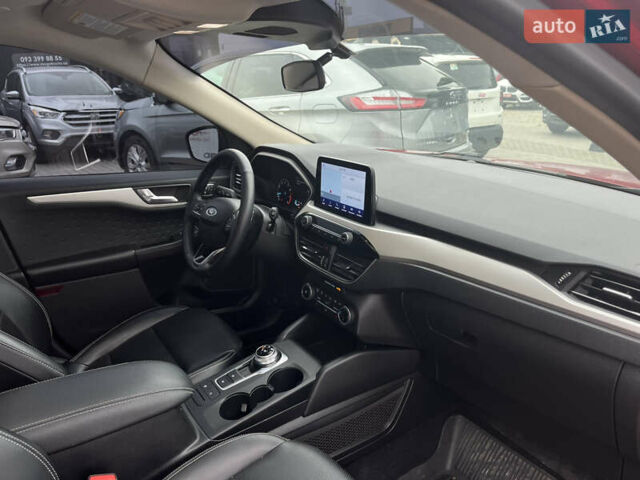 Червоний Форд Ескейп, об'ємом двигуна 2 л та пробігом 63 тис. км за 17400 $, фото 26 на Automoto.ua