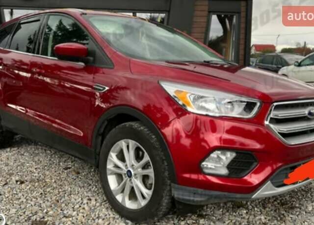 Красный Форд Эскейп, объемом двигателя 1.5 л и пробегом 83 тыс. км за 15100 $, фото 4 на Automoto.ua