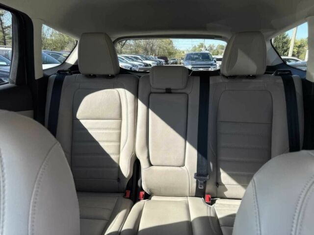 Форд Эскейп 2019 в Чернигове на Automoto.ua Красный Форд Эскейп, объемом двигателя 2 л и пробегом 39 тыс. км за 6800 $, фото 8 на Automoto.ua