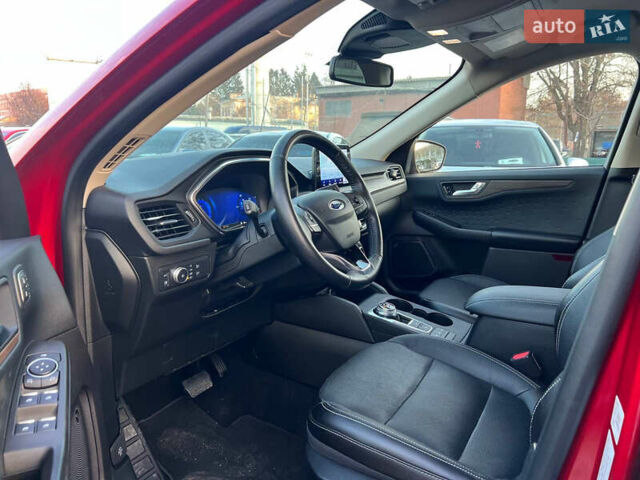 Красный Форд Эскейп, объемом двигателя 2.5 л и пробегом 66 тыс. км за 22200 $, фото 11 на Automoto.ua