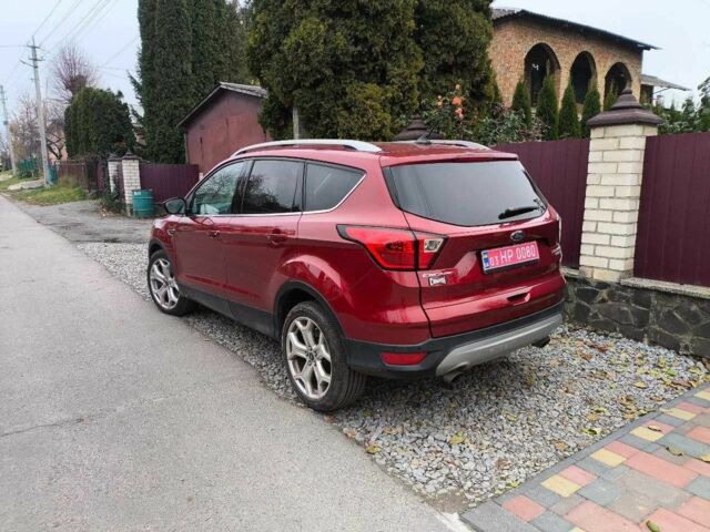 Червоний Форд Ескейп, об'ємом двигуна 2 л та пробігом 76 тис. км за 12500 $, фото 3 на Automoto.ua