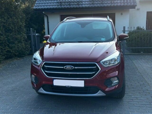 Красный Форд Эскейп, объемом двигателя 2 л и пробегом 108 тыс. км за 8900 $, фото 4 на Automoto.ua