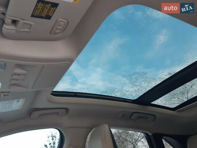 Красный Форд Эскейп, объемом двигателя 2.49 л и пробегом 124 тыс. км за 21900 $, фото 20 на Automoto.ua