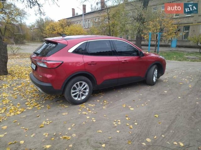 Красный Форд Эскейп, объемом двигателя 1.5 л и пробегом 74 тыс. км за 15999 $, фото 10 на Automoto.ua