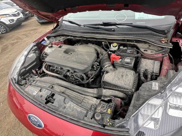 Червоний Форд Ескейп, об'ємом двигуна 2 л та пробігом 98 тис. км за 11400 $, фото 3 на Automoto.ua