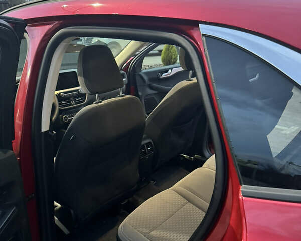 Форд Эскейп 2020 в Львове на Automoto.ua Красный Форд Эскейп, объемом двигателя 1.5 л и пробегом 53 тыс. км за 14800 $, фото 15 на Automoto.ua