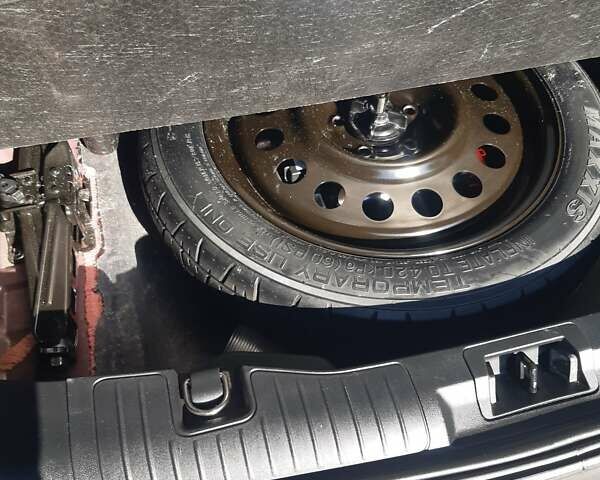 Красный Форд Эскейп, объемом двигателя 2.49 л и пробегом 124 тыс. км за 21900 $, фото 34 на Automoto.ua