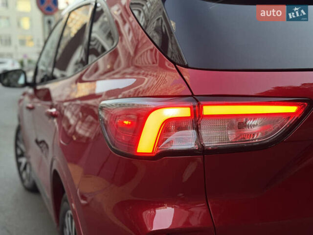 Красный Форд Эскейп, объемом двигателя 2.49 л и пробегом 60 тыс. км за 24300 $, фото 12 на Automoto.ua