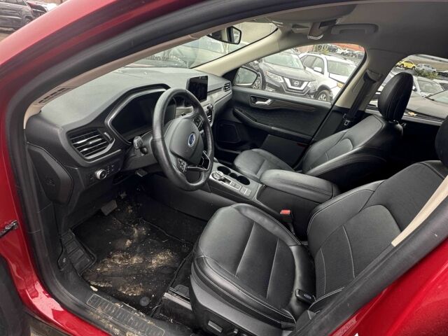 Червоний Форд Ескейп, об'ємом двигуна 2 л та пробігом 98 тис. км за 11400 $, фото 1 на Automoto.ua