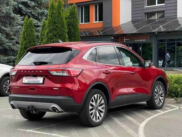 Красный Форд Эскейп, объемом двигателя 2 л и пробегом 81 тыс. км за 19000 $, фото 7 на Automoto.ua