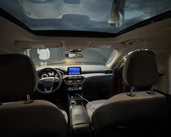 Форд Эскейп 2020 в Львове на Automoto.ua Красный Форд Эскейп, объемом двигателя 1.5 л и пробегом 53 тыс. км за 14800 $, фото 17 на Automoto.ua