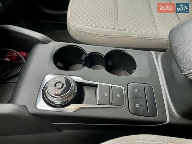 Червоний Форд Ескейп, об'ємом двигуна 1.5 л та пробігом 50 тис. км за 14999 $, фото 41 на Automoto.ua