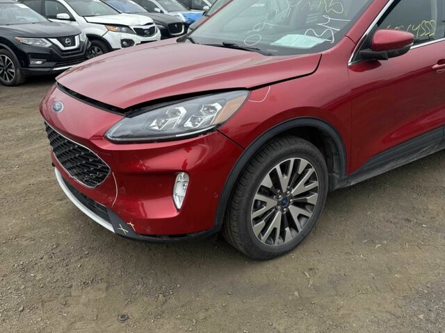 Червоний Форд Ескейп, об'ємом двигуна 2 л та пробігом 98 тис. км за 11400 $, фото 5 на Automoto.ua