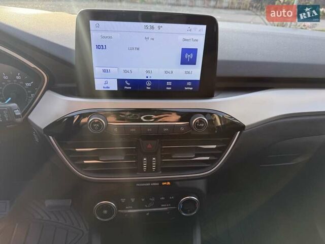 Червоний Форд Ескейп, об'ємом двигуна 2 л та пробігом 153 тис. км за 17900 $, фото 32 на Automoto.ua