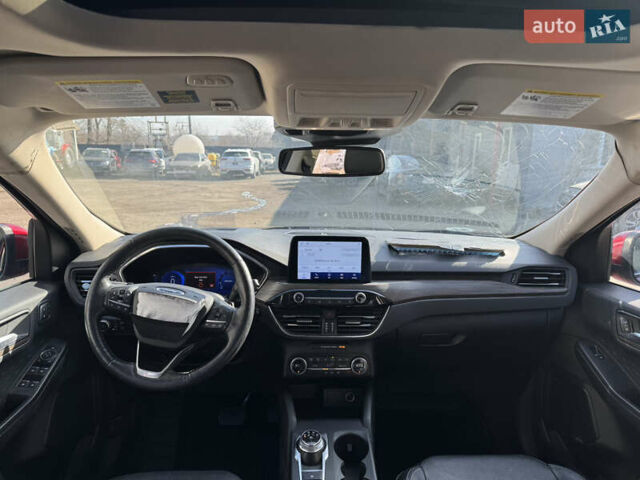 Червоний Форд Ескейп, об'ємом двигуна 2 л та пробігом 79 тис. км за 13300 $, фото 37 на Automoto.ua