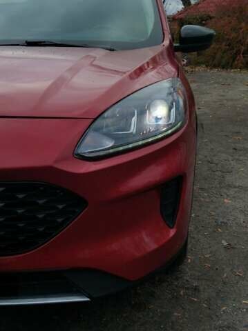 Червоний Форд Ескейп, об'ємом двигуна 2.49 л та пробігом 67 тис. км за 22800 $, фото 1 на Automoto.ua