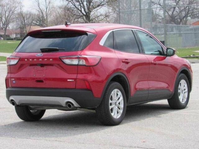 Красный Форд Эскейп, объемом двигателя 1.5 л и пробегом 35 тыс. км за 3400 $, фото 2 на Automoto.ua