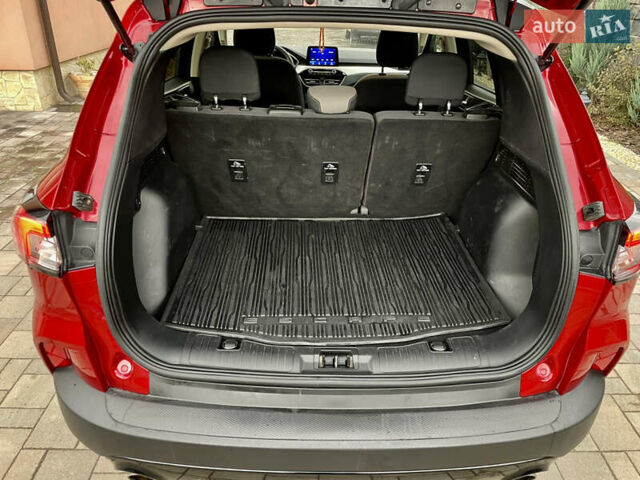 Форд Эскейп 2020 в Ровно на Automoto.ua Красный Форд Эскейп, объемом двигателя 1.5 л и пробегом 50 тыс. км за 14900 $, фото 26 на Automoto.ua