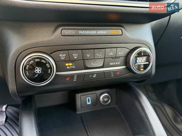 Червоний Форд Ескейп, об'ємом двигуна 2 л та пробігом 153 тис. км за 17900 $, фото 33 на Automoto.ua