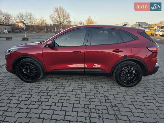 Красный Форд Эскейп, объемом двигателя 1.5 л и пробегом 113 тыс. км за 15000 $, фото 4 на Automoto.ua