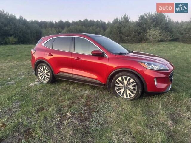 Красный Форд Эскейп, объемом двигателя 2.49 л и пробегом 124 тыс. км за 21900 $, фото 3 на Automoto.ua