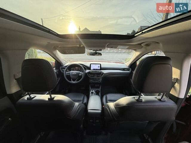 Червоний Форд Ескейп, об'ємом двигуна 2 л та пробігом 153 тис. км за 17900 $, фото 46 на Automoto.ua