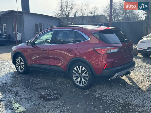 Червоний Форд Ескейп, об'ємом двигуна 2 л та пробігом 79 тис. км за 13300 $, фото 4 на Automoto.ua