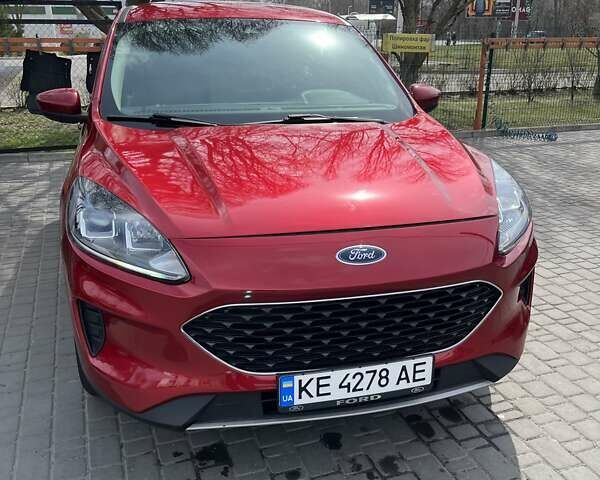 Красный Форд Эскейп, объемом двигателя 1.5 л и пробегом 41 тыс. км за 17200 $, фото 9 на Automoto.ua