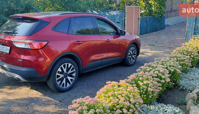 Червоний Форд Ескейп, об'ємом двигуна 2.49 л та пробігом 90 тис. км за 21500 $, фото 2 на Automoto.ua