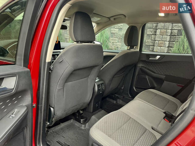 Форд Эскейп 2020 в Ровно на Automoto.ua Красный Форд Эскейп, объемом двигателя 1.5 л и пробегом 50 тыс. км за 14900 $, фото 12 на Automoto.ua